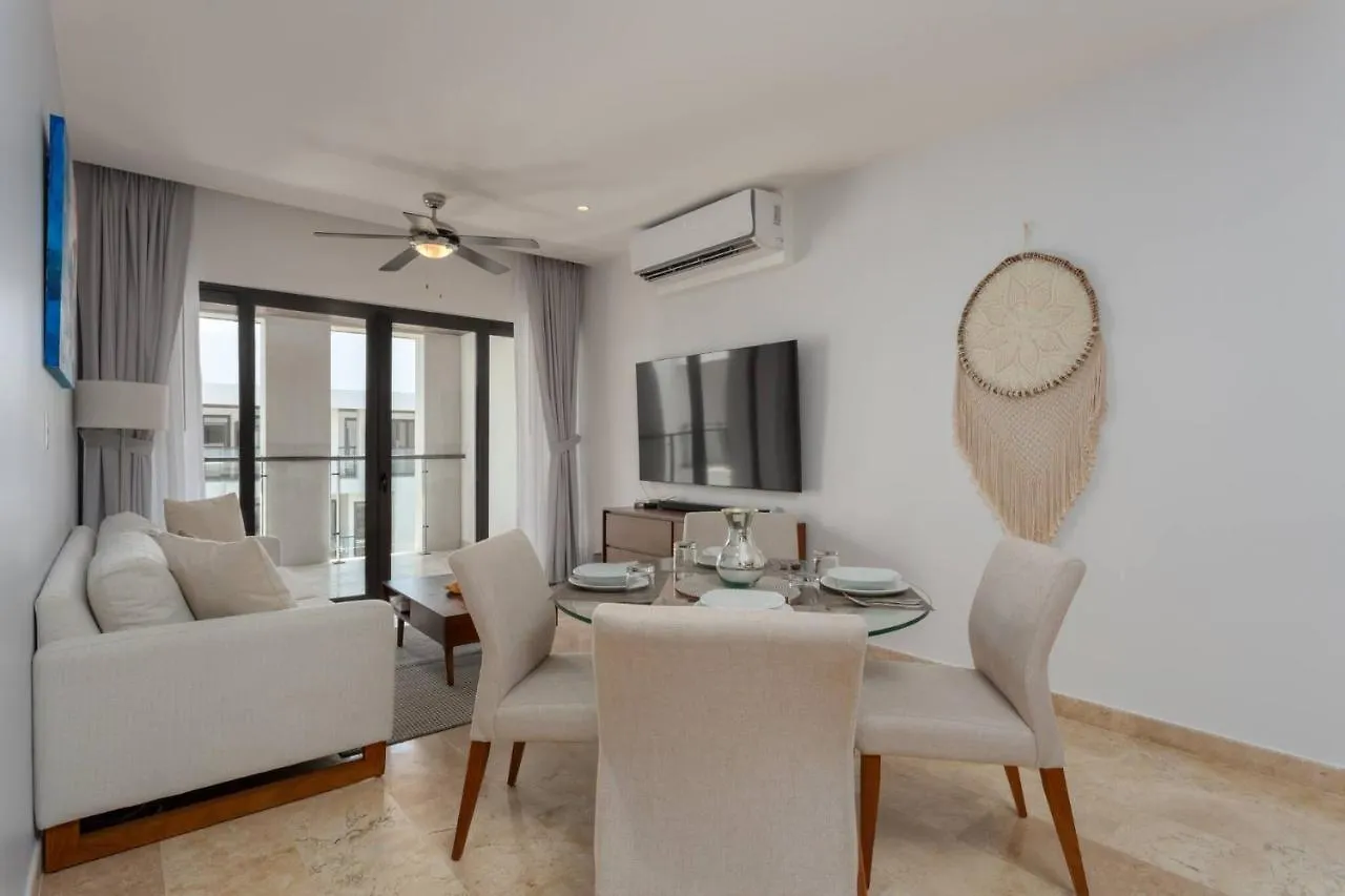 Nyaraló New Condo In Nice Vacation Complex - 5 People Playa del Carmen