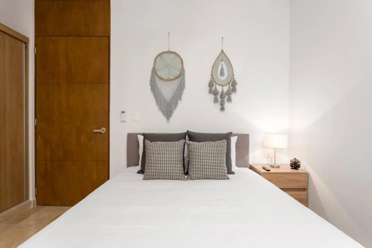 Nyaraló New Condo In Nice Vacation Complex - 5 People Playa del Carmen Mexikó